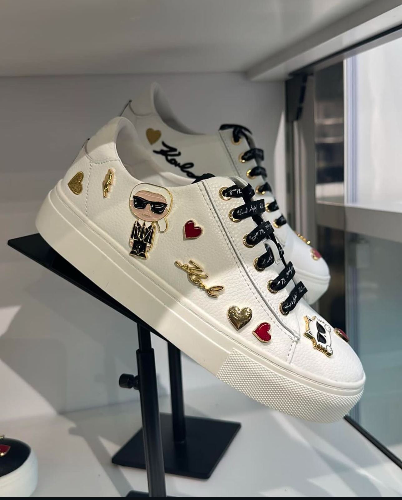 KAR SHOES