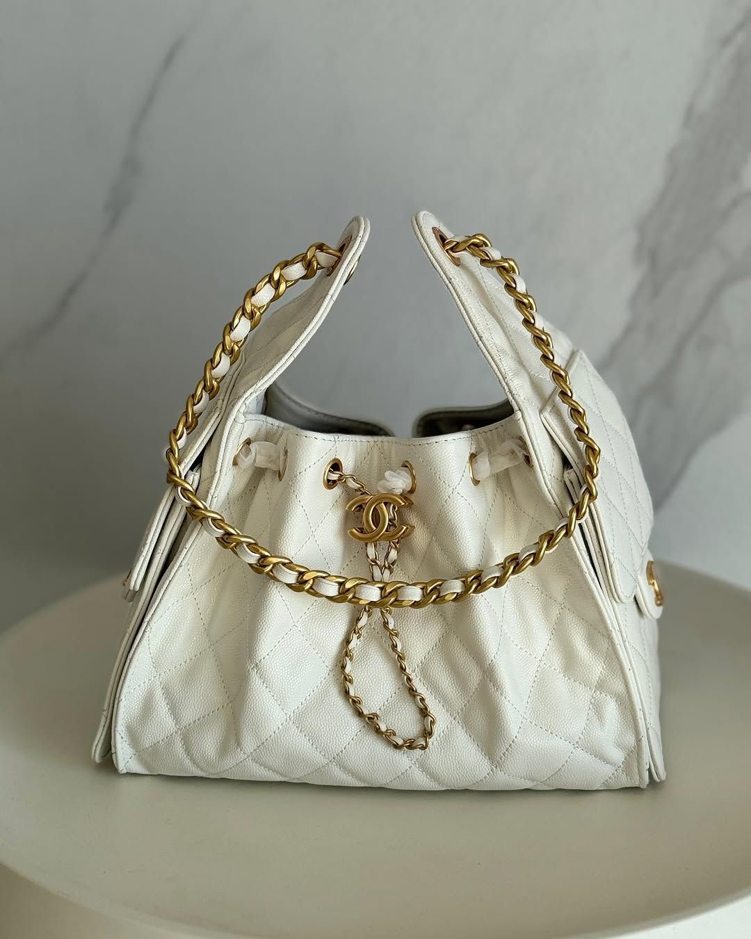 CC 25 PREMIUM HANDBAG WHITE