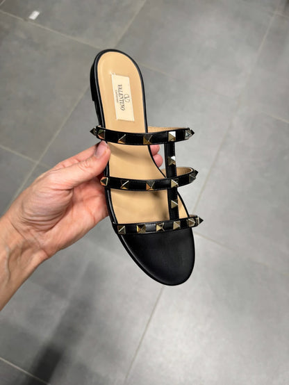 VALENTINO STUDDED SLIDES