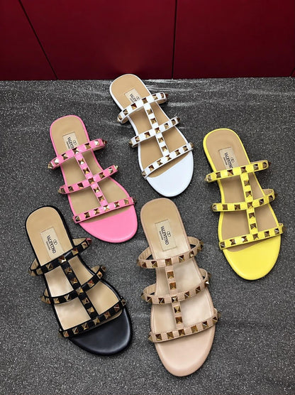 VALENTINO STUDDED SLIDES