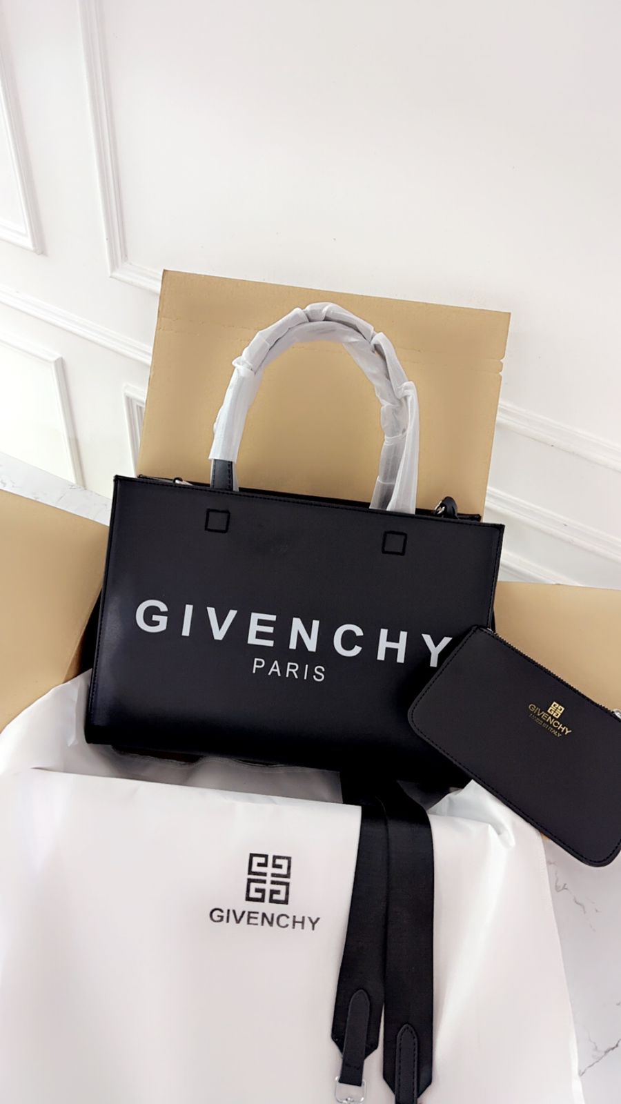 GIVCHY TOTE