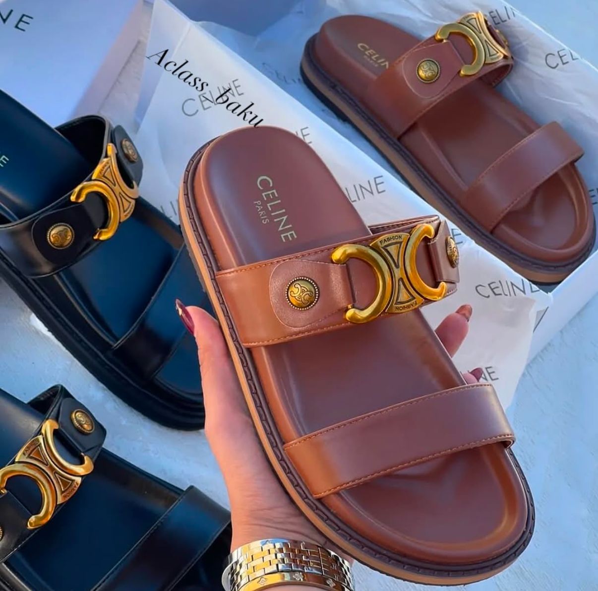 CEL TWO STRAP SLIDES
