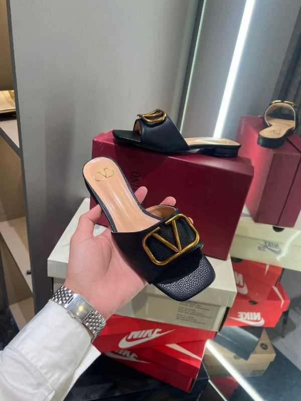 VAL BUCKLE SLIDES