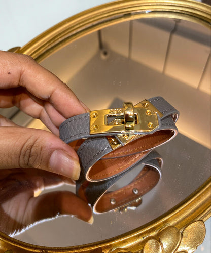 H KELLY LEATHER DOUBLE TURN BRACELET