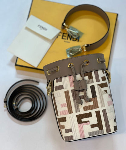 Fen Mon Tresor mini bucket bag