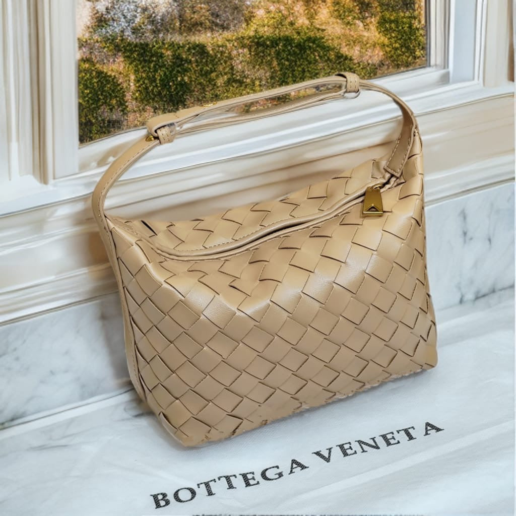 BOTTEGA WALLACE BAG