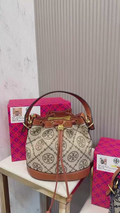 TOR BUCKET BAG