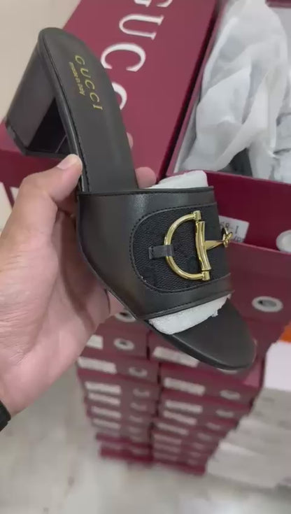 GG HORSE BLOCK HEELS