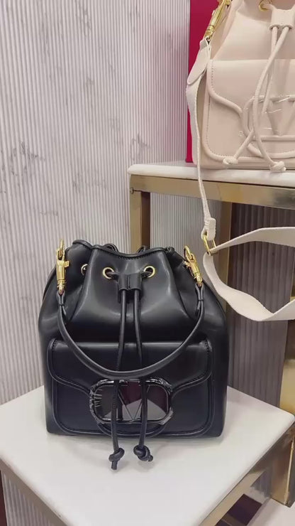 VAL BUCKET BAG