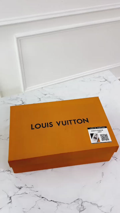 LOU POCHETTE METIS EAST WEST BAG