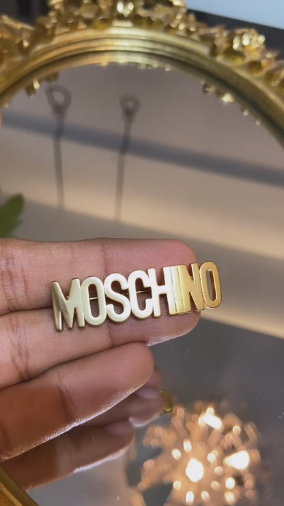 MOS  BROOCH