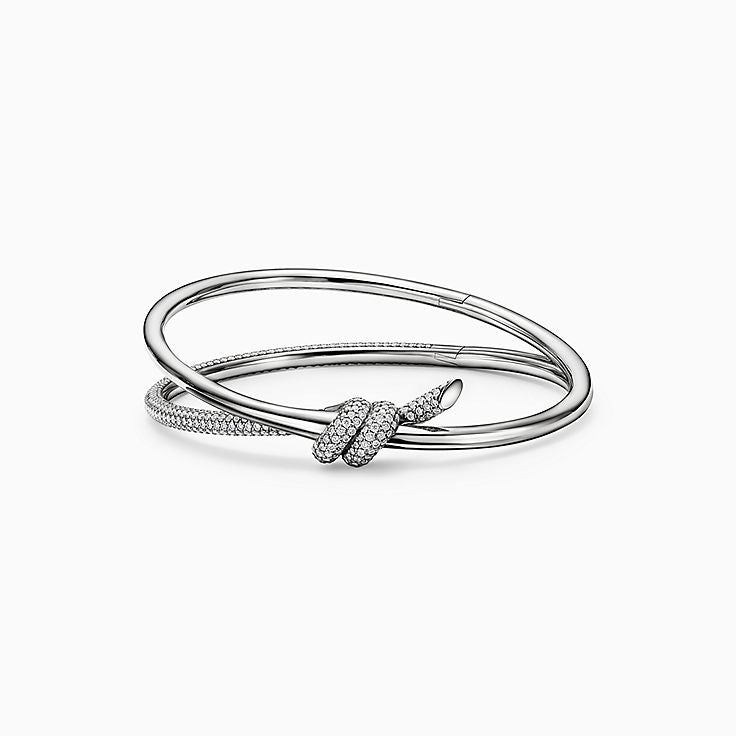 Tiff knot bracelet