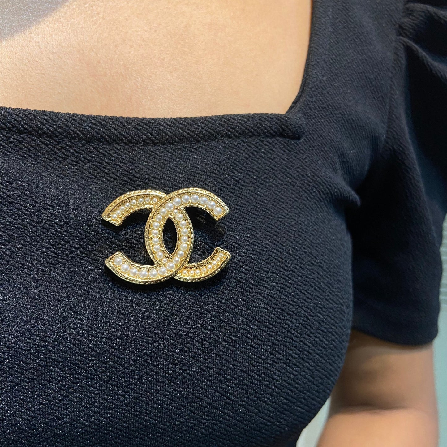 SMALL CC  BROOCH