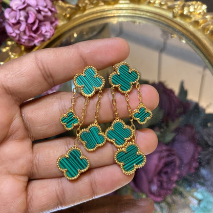CLVR hanging Earrings