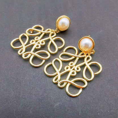 LOW PEARL DROP EARRINGS