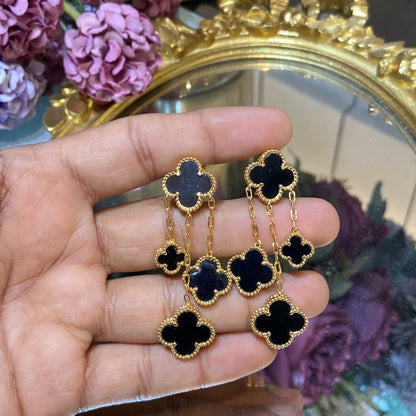 CLVR hanging Earrings