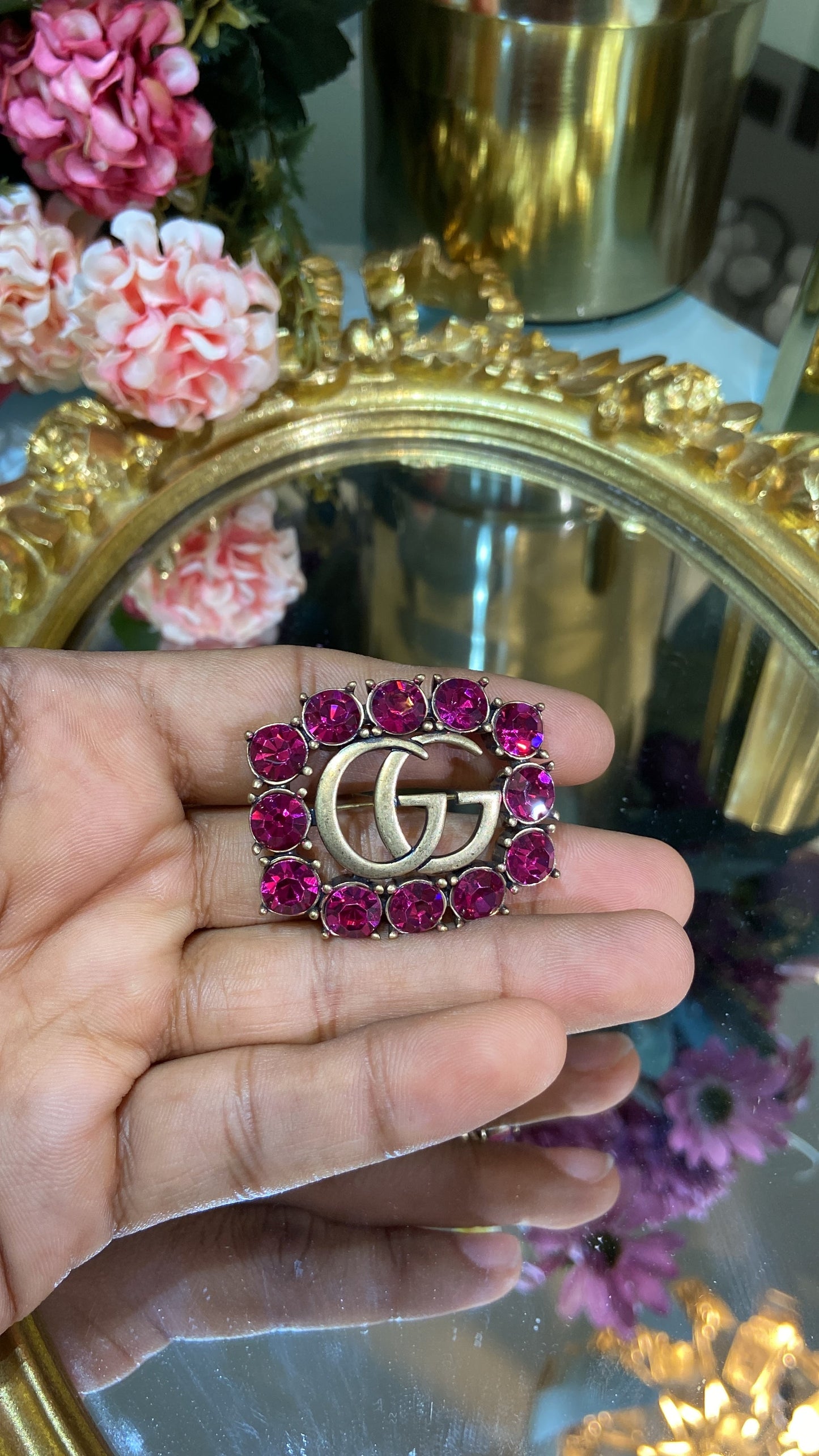 GG stone brooch