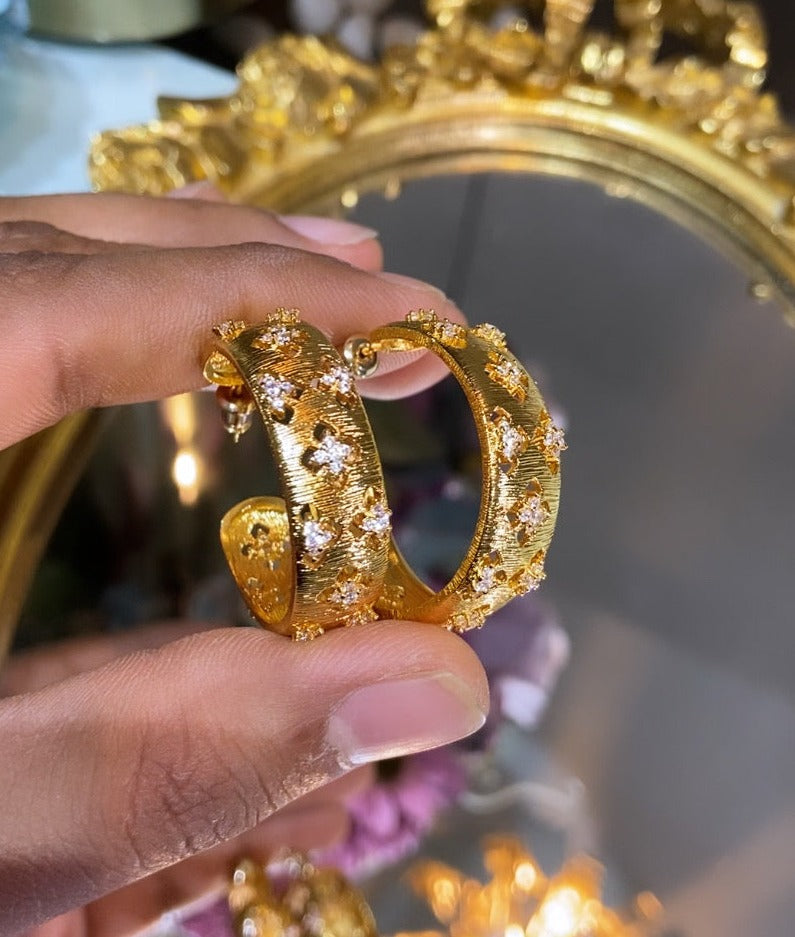 BUC DIAMOND HOOPS