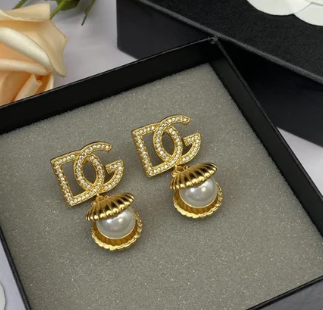 DG SHELL EARRING