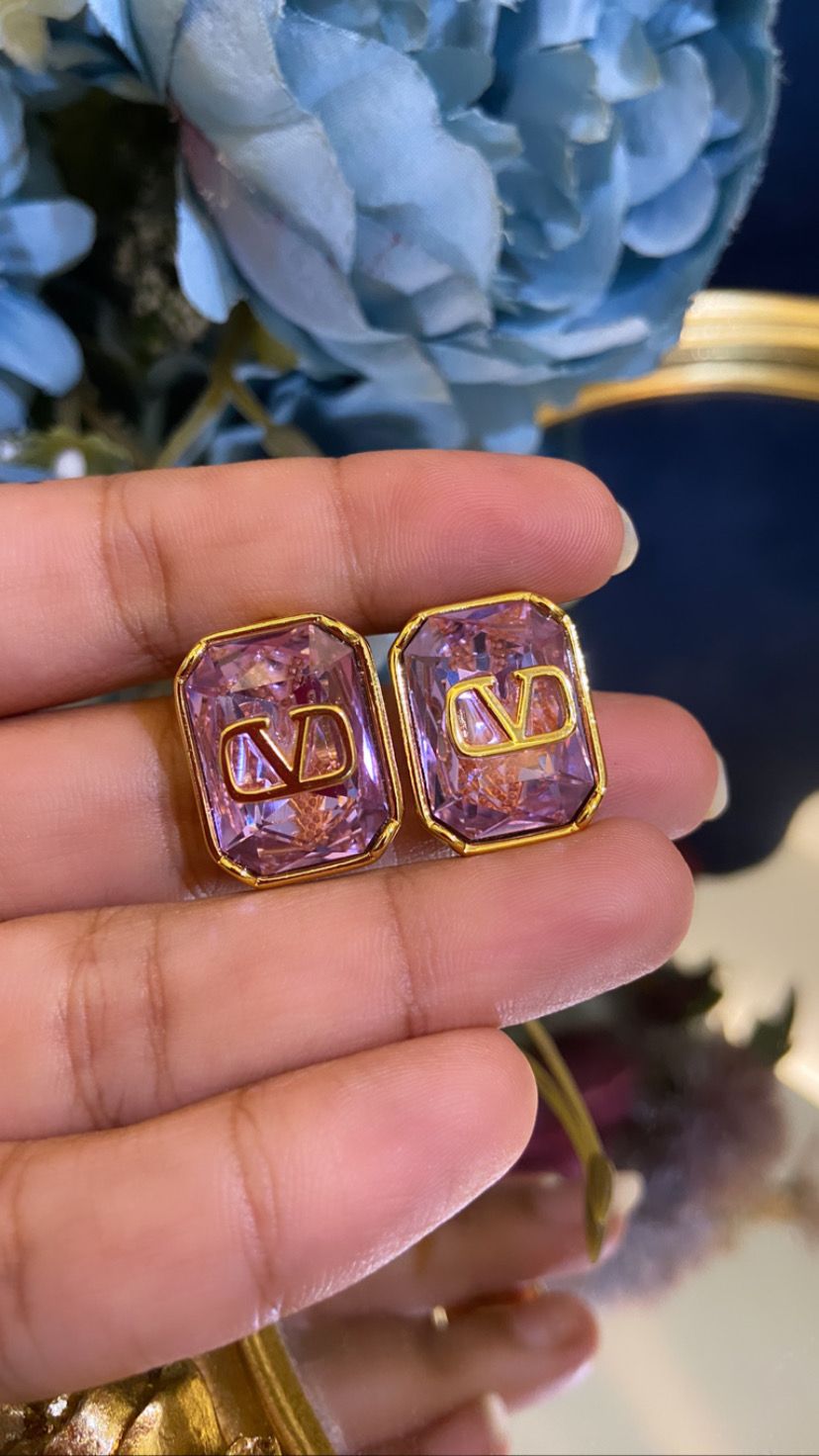 VAL CRYSTAL STUDS (COLOURS AVAILABLE)