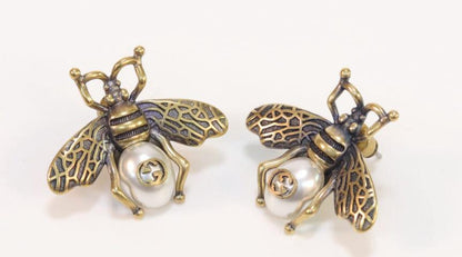 GG BEE EARRING