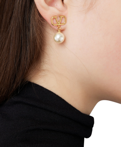 VAL pearl drop earring !!